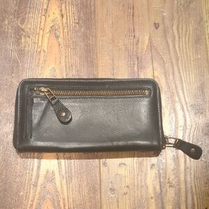 Black Leather Women's s Wallet